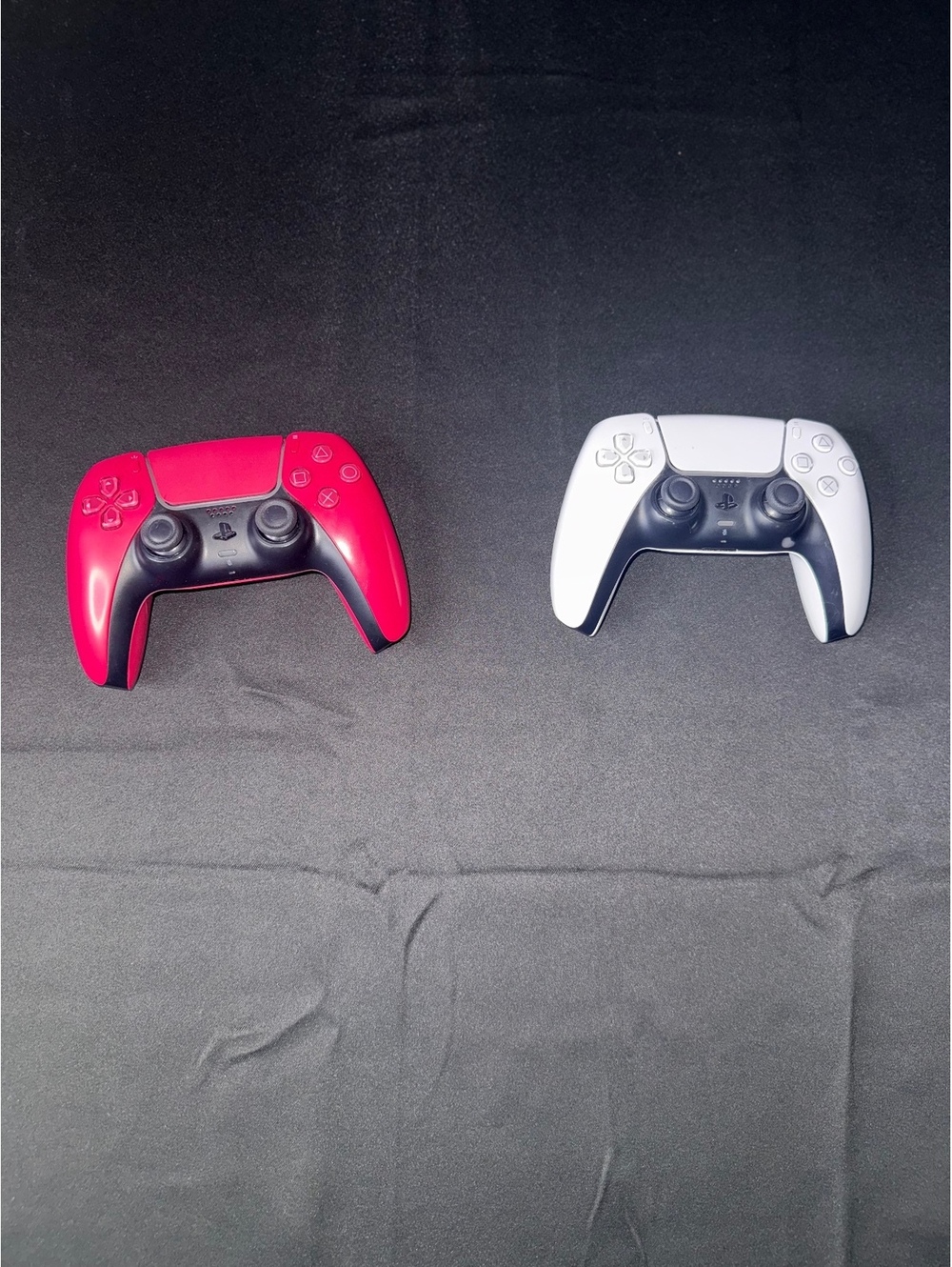 Sony DualSense wireless controller.(Minor Sticker drift)